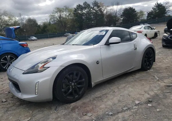 toszek Nissan 370 Z cena 48000 przebieg: 88621, rok produkcji 2018 z Toszek